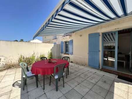 Pavillon près de l'océan avec piscine chauffée sécurisée - Photo 8