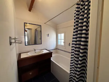 Pavillon près de l'océan avec piscine chauffée sécurisée - Photo 16
