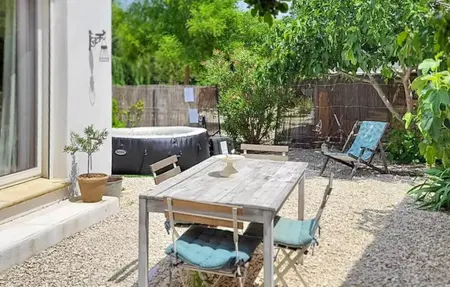 Maison avec jacuzzi, Maison 4 personnes à Mazan - Photo 1