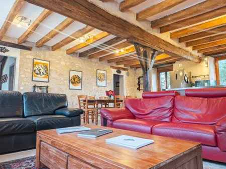 Maison typique en Berry avec fibre et cour privée - Photo 2