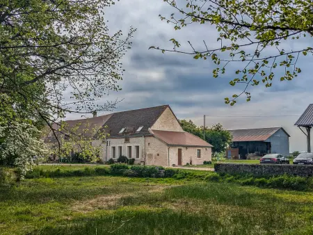 Maison typique en Berry avec fibre et cour privée - Photo 5