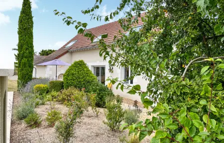 Gite avec piscine et jacuzzi, Maison 8 personnes à Seigy - Photo 12