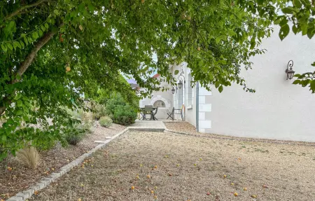 Gite avec piscine et jacuzzi, Maison 8 personnes à Seigy - Photo 14