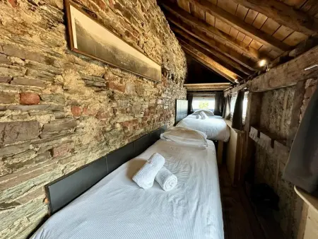 Le Cent Quarante, Logement insolite large de 140cm au cœur de Spa - Photo 1