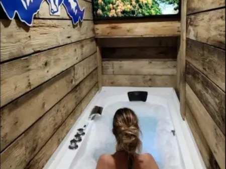 Le Cent Quarante, Logement insolite large de 140cm au cœur de Spa - Photo 3