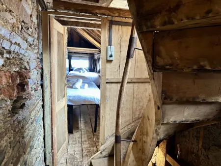 Le Cent Quarante, Logement insolite large de 140cm au cœur de Spa - Photo 15