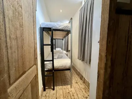 Le Cent Quarante, Logement insolite large de 140cm au cœur de Spa - Photo 16