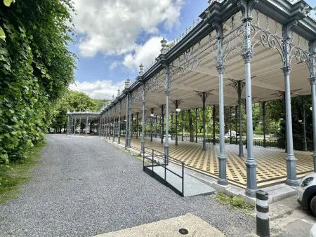 Le Cent Quarante, Logement insolite large de 140cm au cœur de Spa - Photo 30
