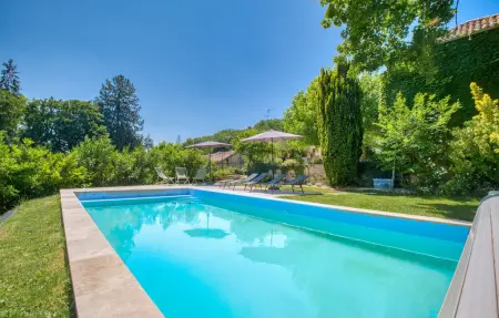 Charmante Maison avec piscine, Maison 8 personnes à Savignac les Églises - Photo 9