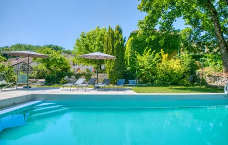 Charmante Maison avec piscine, Maison 8 personnes à Savignac les Églises - Photo 11