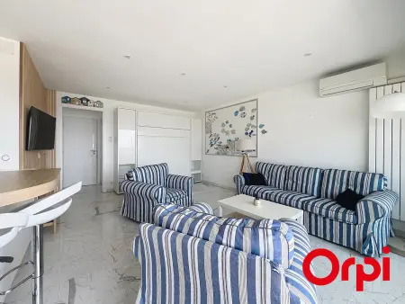 Studio moderne avec terrasse, climatisé, WIFI, 2 couchages à Menton - Photo 2