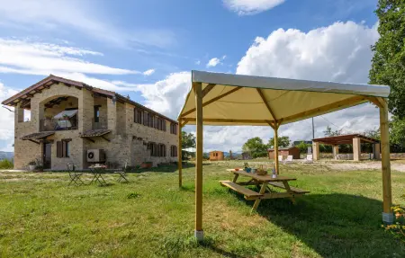 Maison 5 personnes à Montedinove - Photo 1