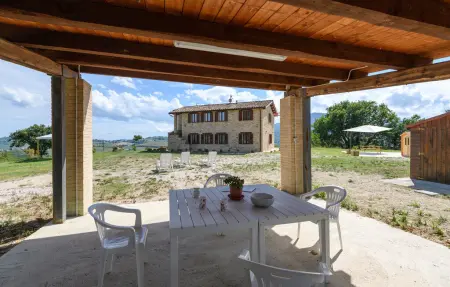 Maison 5 personnes à Montedinove - Photo 2