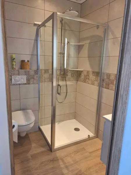 Appartement spacieux à Monfréville avec terrasse - Photo 5