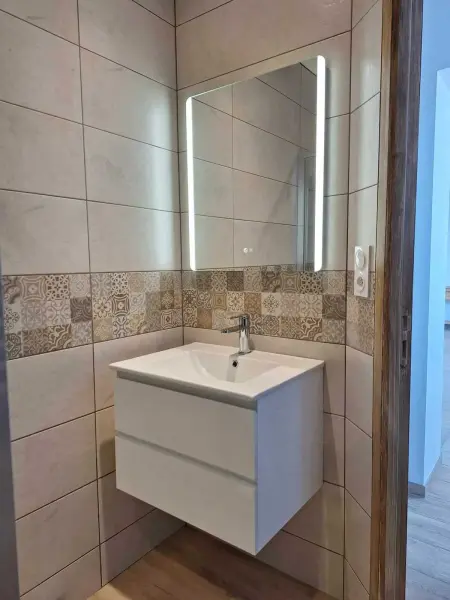 Appartement spacieux à Monfréville avec terrasse - Photo 7