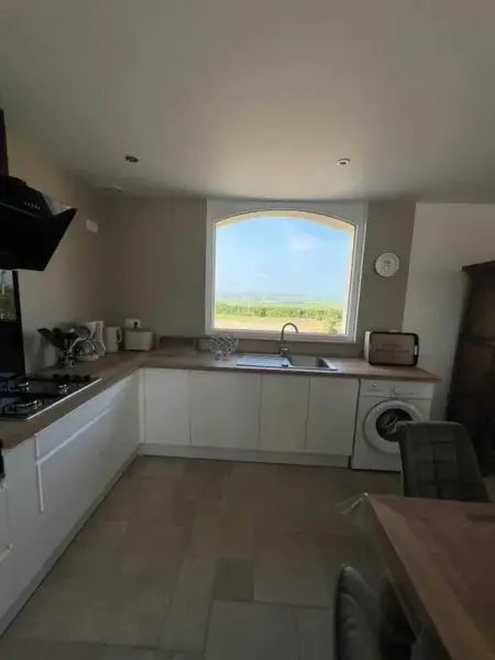 Appartement spacieux à Monfréville avec terrasse - Photo 11