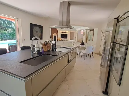 Superbe villa avec piscine privée à Fréjus, Villa 6 personnes à Fréjus - Photo 10