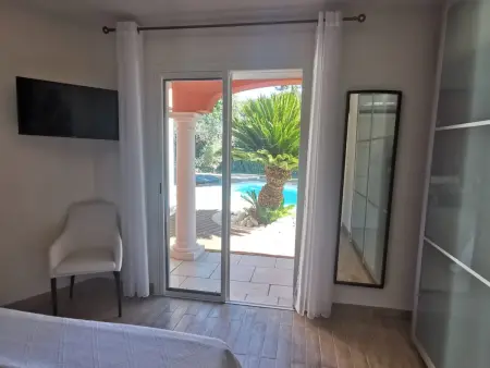 Superbe villa avec piscine privée à Fréjus, Villa 6 personnes à Fréjus - Photo 11