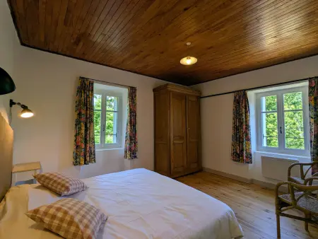 Gîte de caractère rénové, jusqu'à 10 pers., jardin privé, Haute-Loire - Photo 11
