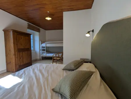Gîte de caractère rénové, jusqu'à 10 pers., jardin privé, Haute-Loire - Photo 19