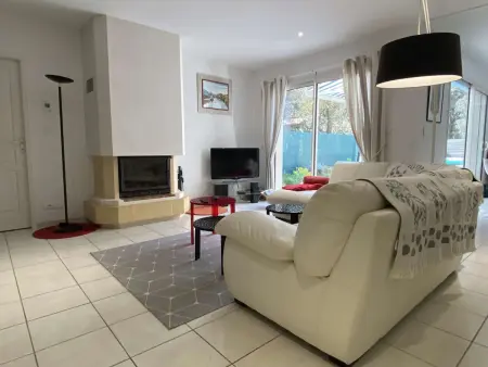 Maison avec Piscine Privée, Jardin et Parking - Saint-Pierre d'Oléron - Photo 3