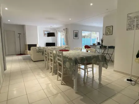 Maison avec Piscine Privée, Jardin et Parking - Saint-Pierre d'Oléron - Photo 7
