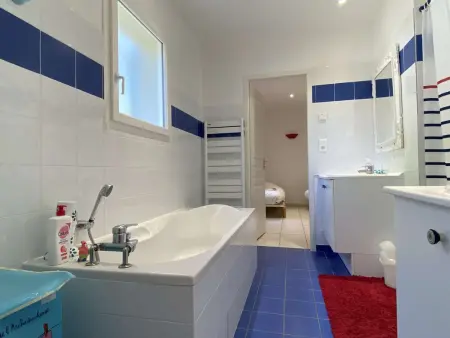 Maison avec Piscine Privée, Jardin et Parking - Saint-Pierre d'Oléron - Photo 10