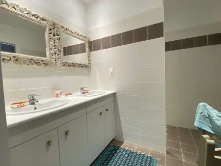 Maison avec Piscine Privée, Jardin et Parking - Saint-Pierre d'Oléron - Photo 15