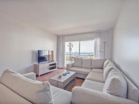 Appartement spacieux à 150m de la plage avec parking et climatisation - Photo 12