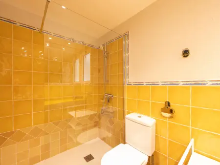 Appartement spacieux à 150m de la plage avec parking et climatisation - Photo 19