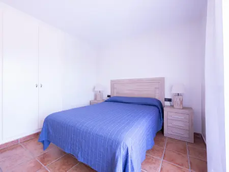 Appartement spacieux à 150m de la plage avec parking et climatisation - Photo 30