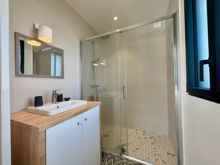 Carnac : Maison neuve 9 pièces, 10-12 pers, proche plages, jardin, wifi - Photo 6