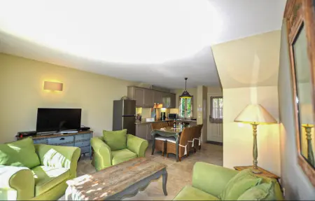 Maison 4 personnes à St Laurent de la Cabr. - Photo 4