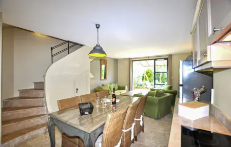 Maison 4 personnes à St Laurent de la Cabr. - Photo 9