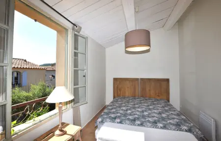 Maison 4 personnes à St Laurent de la Cabr. - Photo 12
