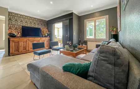 Villa piscine et jacuzzi, Maison 6 personnes à Nîmes - Photo 2