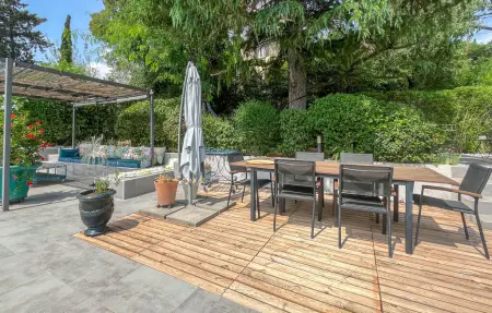 Villa piscine et jacuzzi, Maison 6 personnes à Nîmes - Photo 6