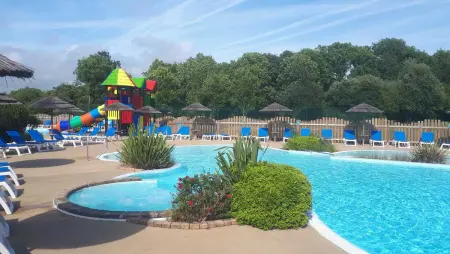 Bungalow charmant à Clohars-Carnoët - 38 m² avec piscine - Photo 8