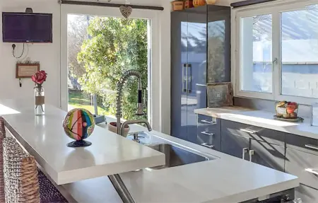 Maison proche Alpilles, Maison 6 personnes à Arles - Photo 14