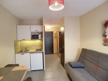 Studio rénové avec Wifi et animaux acceptés, proche de Lamalou-les-Bains - Photo 4