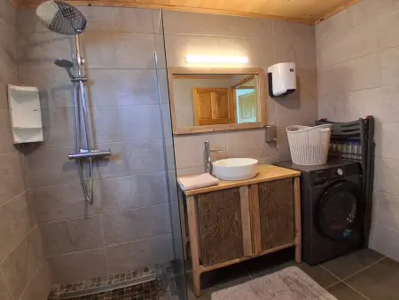 Villa spacieuse à Grand Coude avec accès PMR, Gite 6 personnes à Saint Joseph - Photo 12