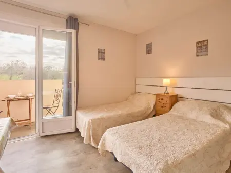 Studio lumineux en centre-ville avec balcon et animaux admis - Photo 7