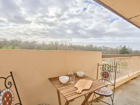 Studio lumineux en centre-ville avec balcon et animaux admis - Photo 8
