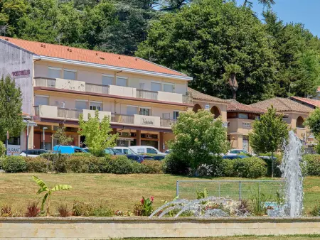 Studio lumineux en centre-ville avec balcon et animaux admis - Photo 14
