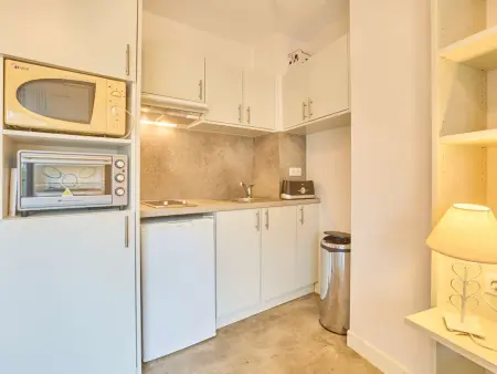 Studio lumineux avec balcon, à 400 m des Thermes, wifi et parking inclus - Photo 1