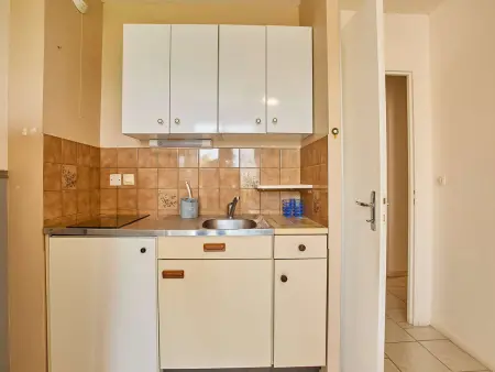 Studio lumineux pour 2 personnes avec balcon, parking et animaux admis - Photo 5