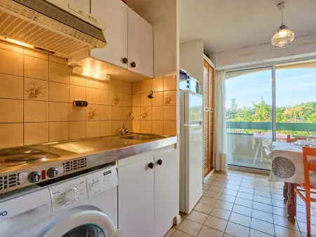 Appartement T2 lumineux avec balcon, animaux admis, parking, Wi-Fi inclus - Photo 2