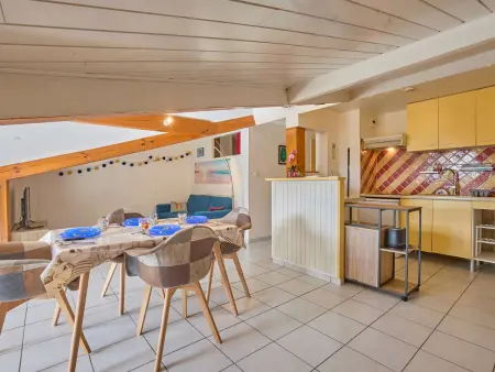 Spacieux T2bis avec Balcon - Wifi et Animaux acceptés - Photo 5