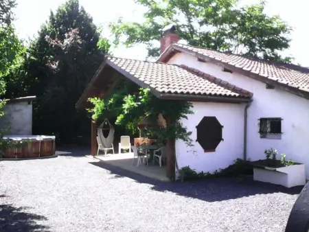 Charmante villa T3, jardin spacieux, parking, proche lac & thermes - Photo 7