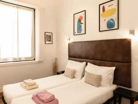Appartement 2 chambres Chiado, avec ascenseur et climatisation, animaux acceptés - Photo 3